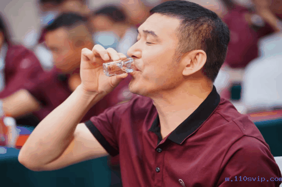 1687310699468032884.gif 2.gif