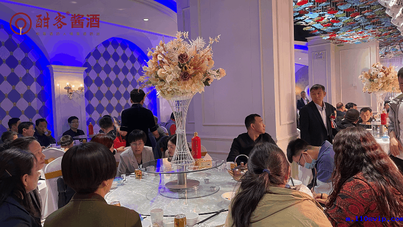 1687332815893011465.gif 2.gif