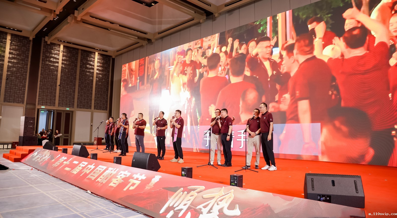 1757057536360069652.jpg 大合唱.jpg